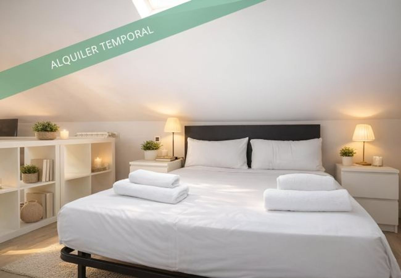 Ático en Madrid - Ideal para parejas