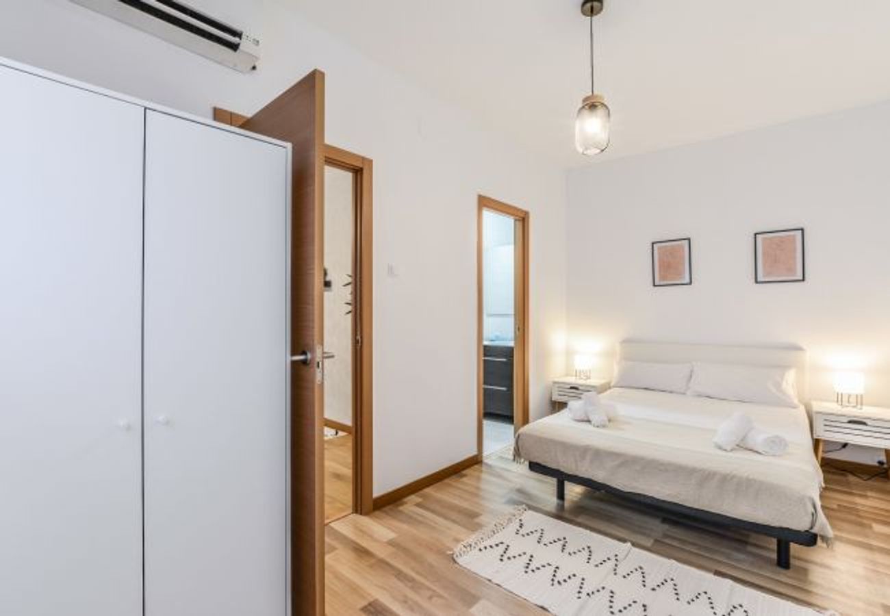 C Plaza de España 2B - Hermoso apartamento en Plaza de España