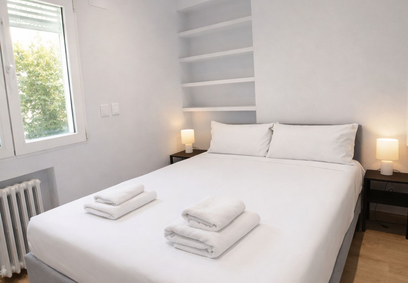 Chamartín Smart Stay | Double Room with Great Connectivity