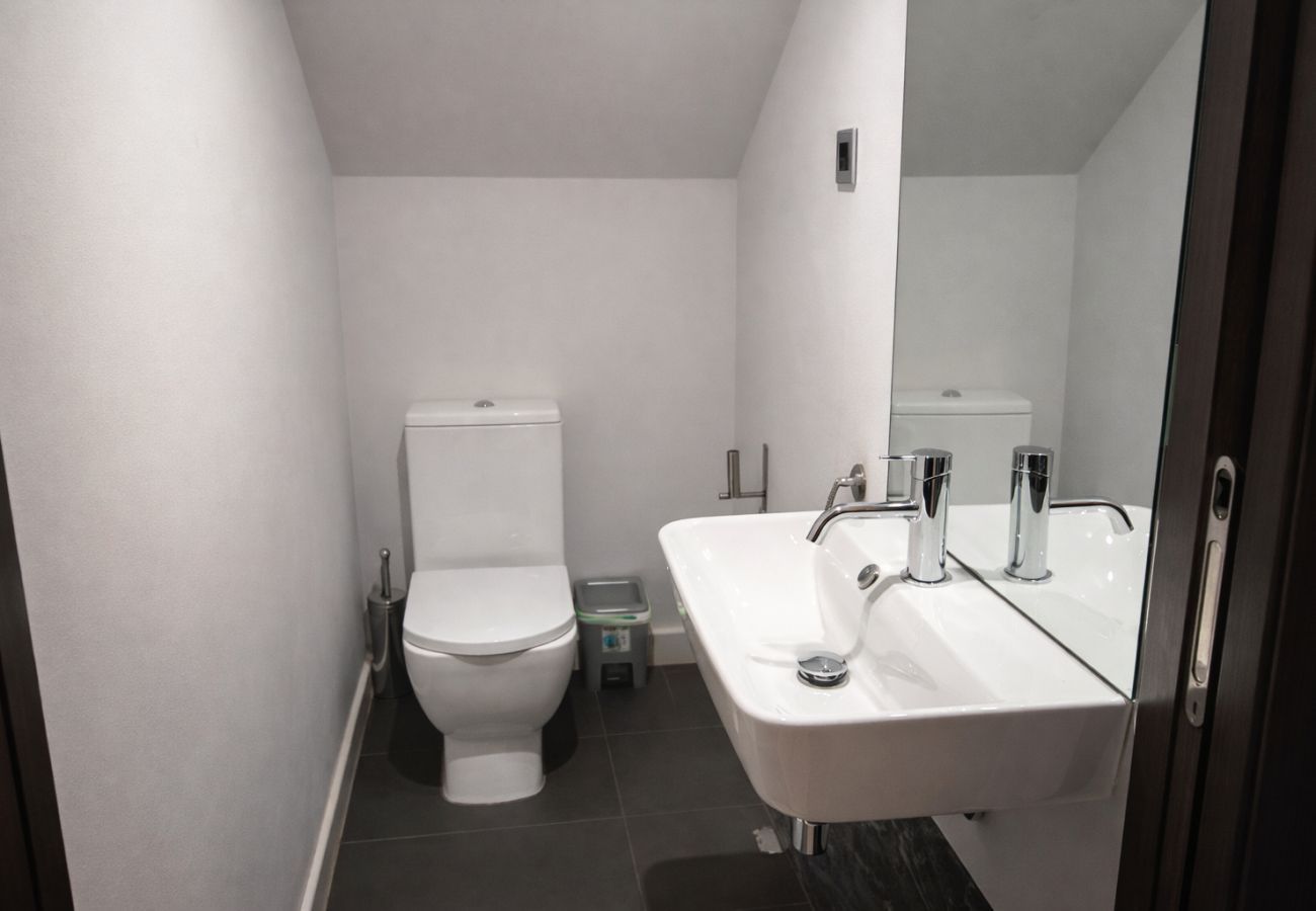 Incredible Location - Room in Madrid
