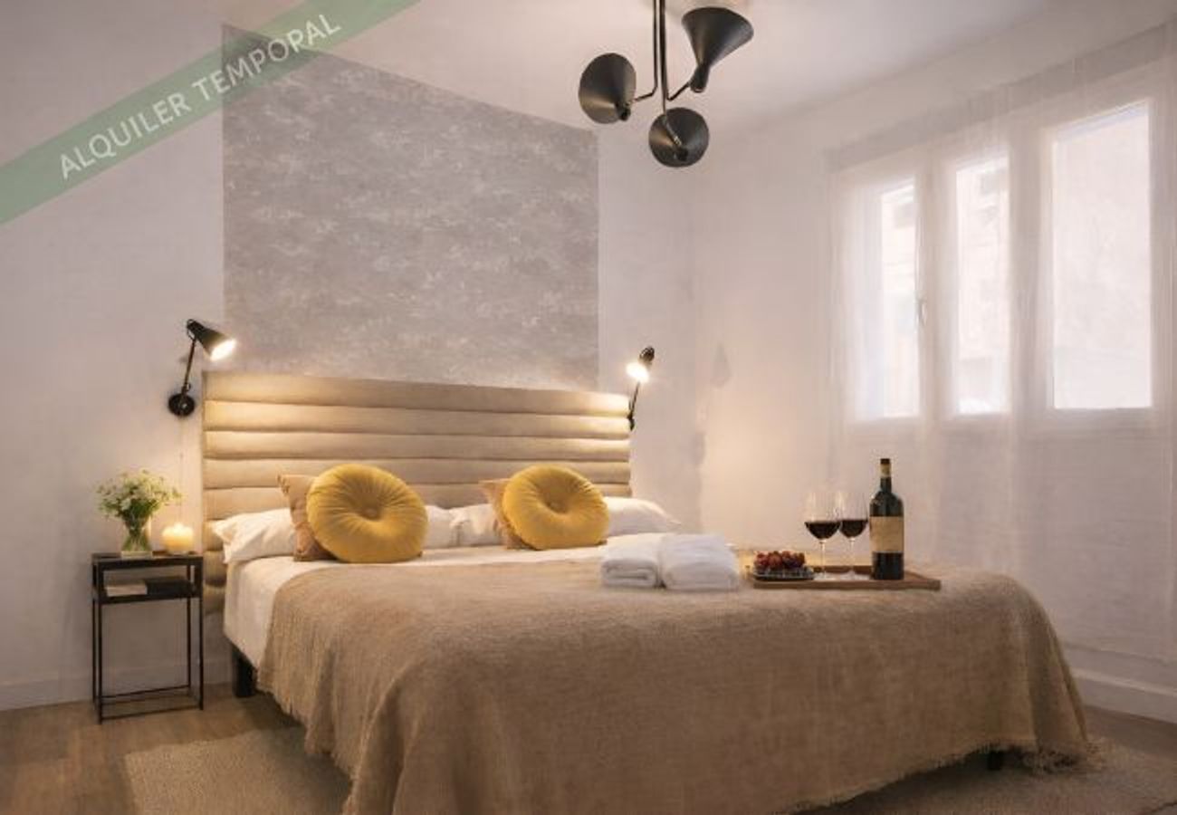 La Latina I - Hermoso apartamento de 2 habs.